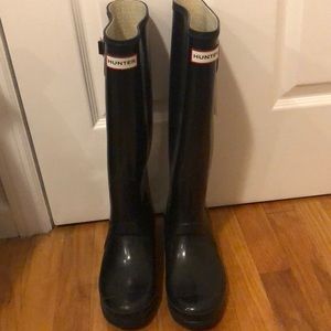 Hunter Women’s Tall Gloss Rainboots